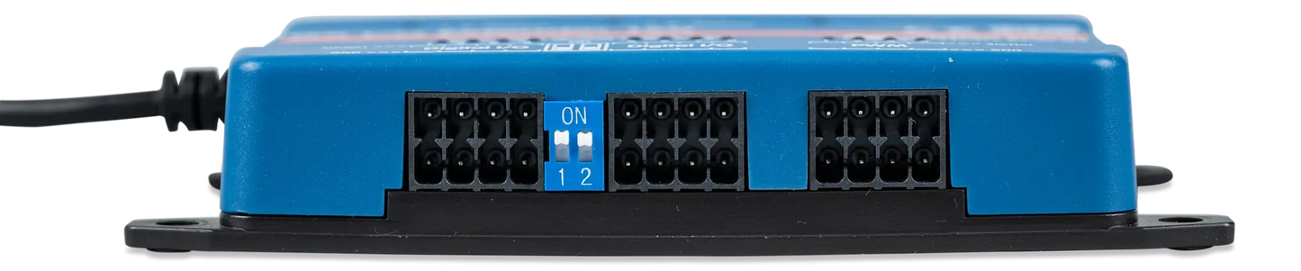 Victron GX I/O Extender 150 (Add more inputs, outputs and relays to GX Devices)