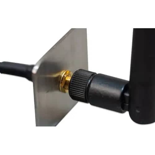 Victron Outdoor LTE-M wall-mount antenna (with 5m cable)