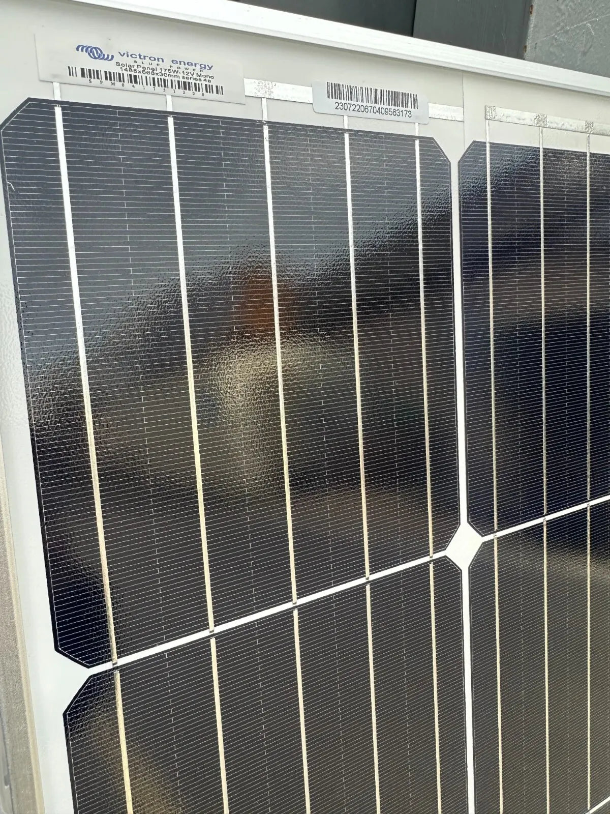 Victron 185W Monocrystalline Solar Panel - 12V (1485mm x 668mm x 30mm)