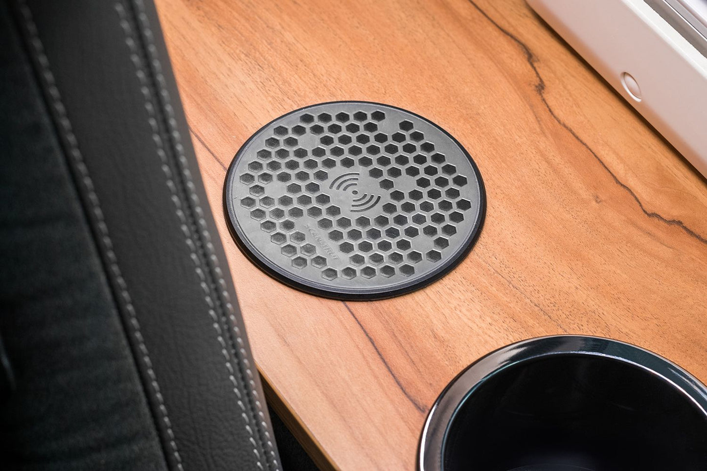 Scanstrut Surface 10W 12V/24V Indoor/Outdoor Waterproof Wireless Charger